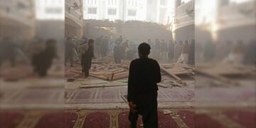 Peshawar: Blast in Police Lines Mosque martyred 2, injures more than 50 people