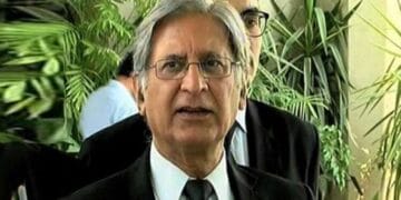 Election Commission is not a state institution nor can register a case of rebellion, Aitzaz Ahsan