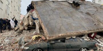 Earthquake in Turkey and Syria, death toll surpasses 2600, many buildings have collapsed