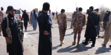 Suicide attack near police truck in Bolan, 9 officers martyred, 8 injured