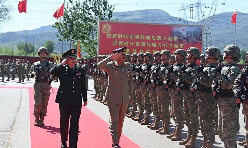 Army chief meets Chinese military commander, ISPR