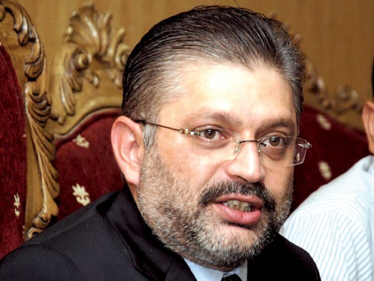 I ask the judges, why are you so blind in love with Imran Khan? There can be pressure from home Sharjeel Memon
