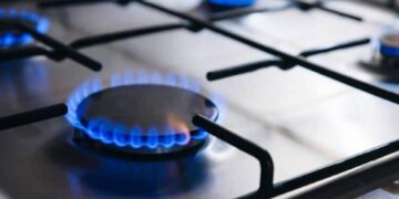 Bad news for people, Sui Northern gas tariff has been increased from 8 to 112 percent