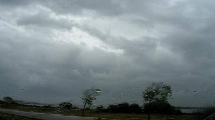 There is a possibility of heavy rainfall in Pakistan from next month,Meteorological Department — PakAlerts.net: Sansani Nahi, Srif Khabar — Your go-to digital hub for Breaking News, Analysis, Stories from Pakistan and around the World. Stay informed, Stay connected. There is a possibility of heavy rainfall in Pakistan from next month,Meteorological Department