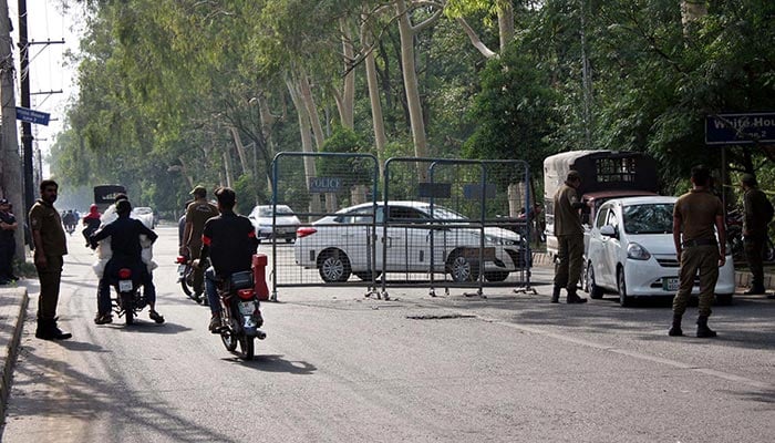 Police operation at Zaman Park is uncertain