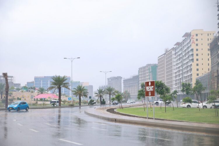 Chance of light rain in Karachi in the morning and evening, Meteorological Department — PakAlerts.net: Sansani Nahi, Srif Khabar — Your go-to digital hub for Breaking News, Analysis, Stories from Pakistan and around the World. Stay informed, Stay connected. Chance of light rain in Karachi in the morning and evening, Meteorological Department