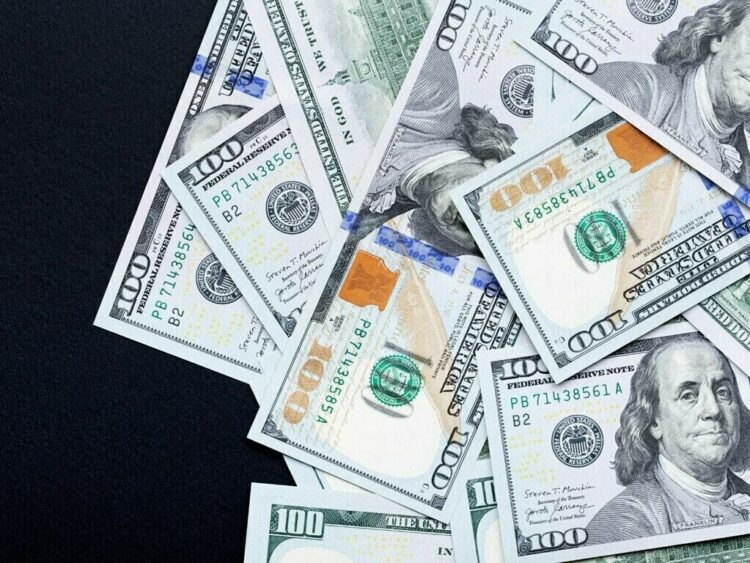 The dollar has depreciated by 57 paisas, now priced at 280 rupees — PakAlerts.net: Sansani Nahi, Srif Khabar — Your go-to digital hub for Breaking News, Analysis, Stories from Pakistan and around the World. Stay informed, Stay connected. The dollar has depreciated by 57 paisas, now priced at 280 rupees