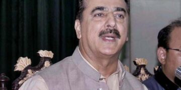 The impression that someone is favourite should come to an end, Yusuf Raza Gillani