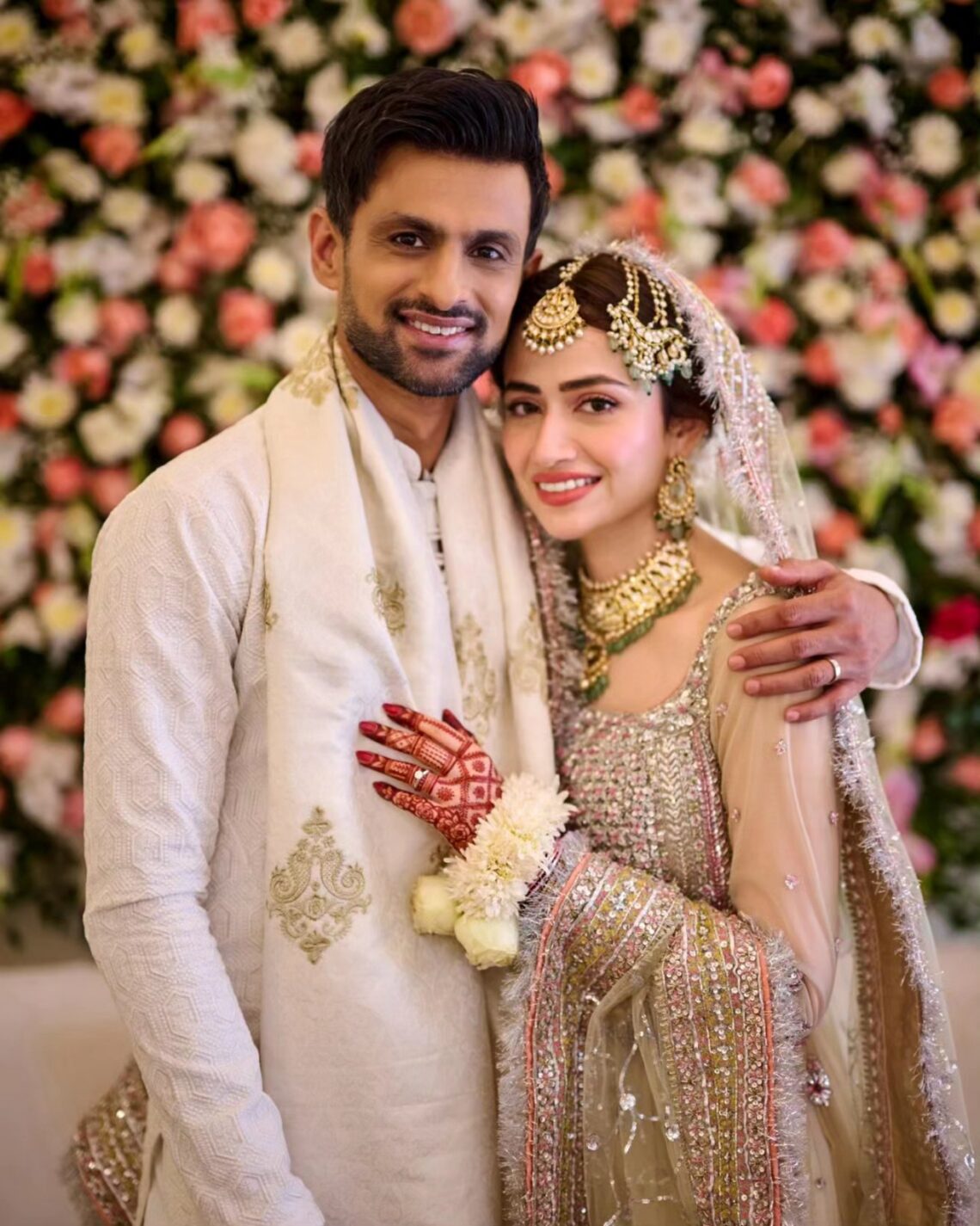 Former captain Shoaib Malik ties knot with actress Sana Javed — PakAlerts.net: Sansani Nahi, Srif Khabar — Your go-to digital hub for Breaking News, Analysis, Stories from Pakistan and around the World. Stay informed, Stay connected. Former captain Shoaib Malik ties knot with actress Sana Javed