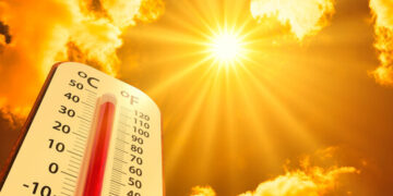 Intense heat in Karachi today, temperature likely to rise