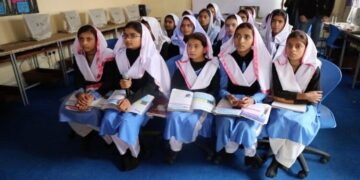 Beginning of new academic year in Punjab, students could not get free books