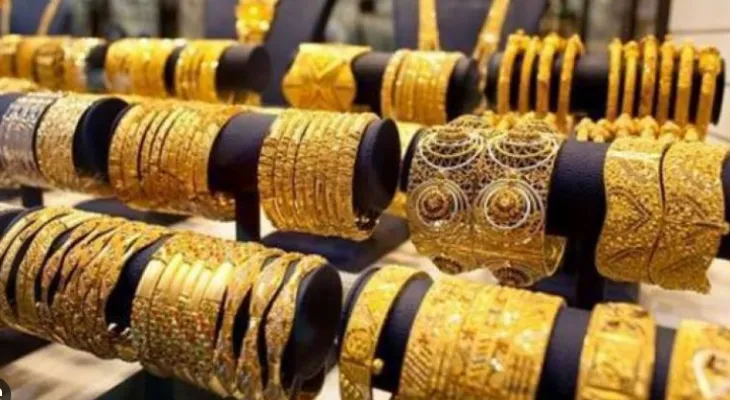 Gold rate in Pakistan up by Rs700 per tola — PakAlerts.net: Sansani Nahi, Srif Khabar — Your go-to digital hub for Breaking News, Analysis, Stories from Pakistan and around the World. Stay informed, Stay connected. Gold rate in Pakistan up by Rs700 per tola