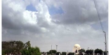 Karachi: Sea Breezes Return, Light Drizzle Expected Today