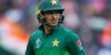 باسط علی کا شعیب ملک پر میچ فکسنگ کا الزام، پی سی بی پر کڑی تنقید