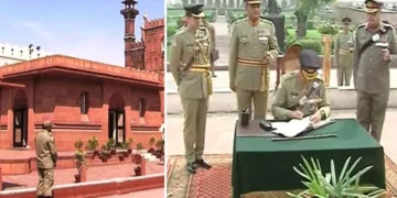 کور کمانڈر لاہور لیفٹیننٹ جنرل عامر رضا کی مزار اقبال پر حاضری، فاتحہ خوانی