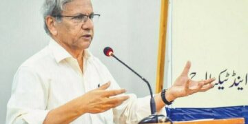 ملک دیوالیہ، معیشت ڈوب رہی ہے لیکن حکومت شاہانہ اخراجات کم کرنے کو تیار نہیں، قیصر بنگالی