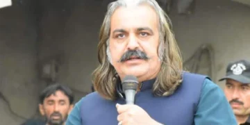 عمران خان کو مزید کوئی شکایت ہوئی تو پورا پاکستان بند کردیں گے، علی امین گنڈاپور