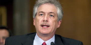 امریکی انٹیلی جنس کا خیال ہے اسرائیل اور ایران مکمل جنگ نہیں چاہتے: ولیم برنس