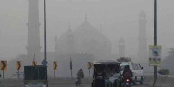 لاہور میں سموگ کی بدترین صورتحال:پنجاب حکومت کا وزارت خارجہ کے ذریعے بھارت سے مذاکرات کا فیصلہ