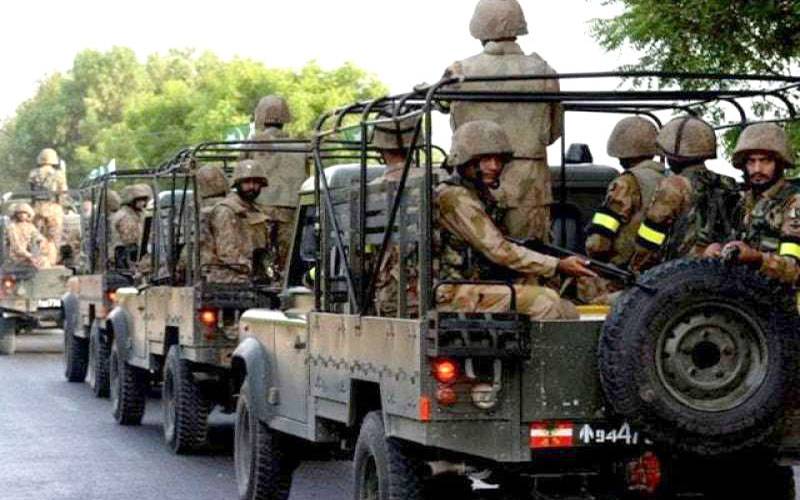 Pak Army deployed at important buildings in Islamabad, including Parliament House