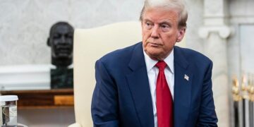 Trump Tariffs and Global Trade War Fears Trigger Sharp Decline in Asian Stock Markets at Start of New Week