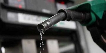 New Inflation Blow for Public: Petrol May Rise by Rs11, Diesel by Rs15
