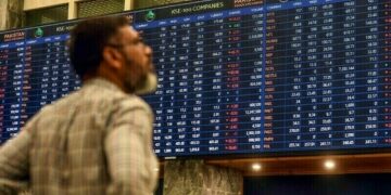Sharp Decline at Pakistan Stock Exchange as KSE-100 Falls Over 1,000 Points