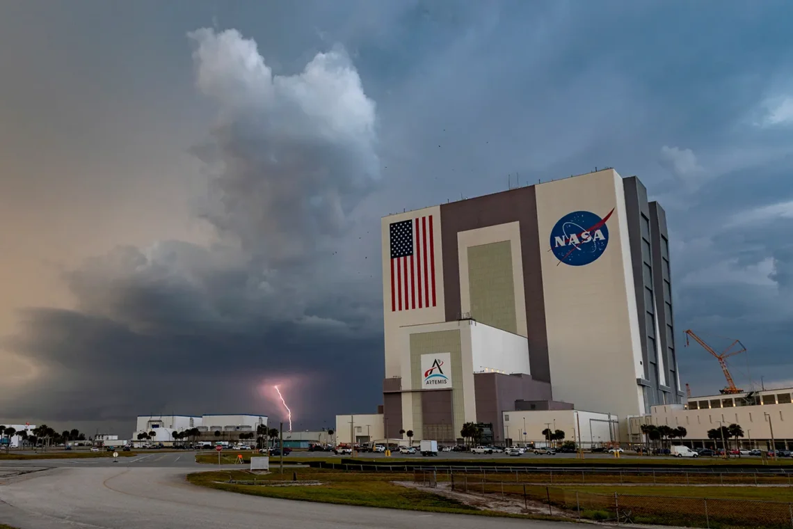 NASA to Lose Over 3,800 Employees Amid Trump’s Federal Budget Cuts — PakAlerts.net: Sansani Nahi, Srif Khabar — Your go-to digital hub for Breaking News, Analysis, Stories from Pakistan and around the World. Stay informed, Stay connected. NASA to Lose Over 3,800 Employees Amid Trump’s Federal Budget Cuts