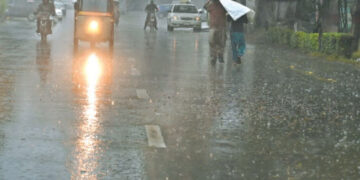 Rain with Thunderstorms and Gusty Winds Forecast Across Multiple Regions