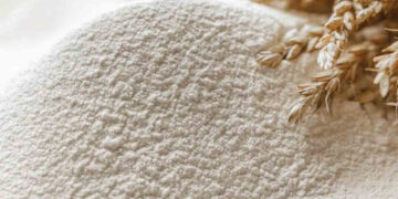 Flour Prices Surge Across Pakistan, 20kg Bag Reaches Rs 2,100 in Karachi