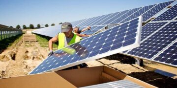 Sindh Government Announces Free Solar Systems for Electricity Consumers Using Up to 100 Units Monthly