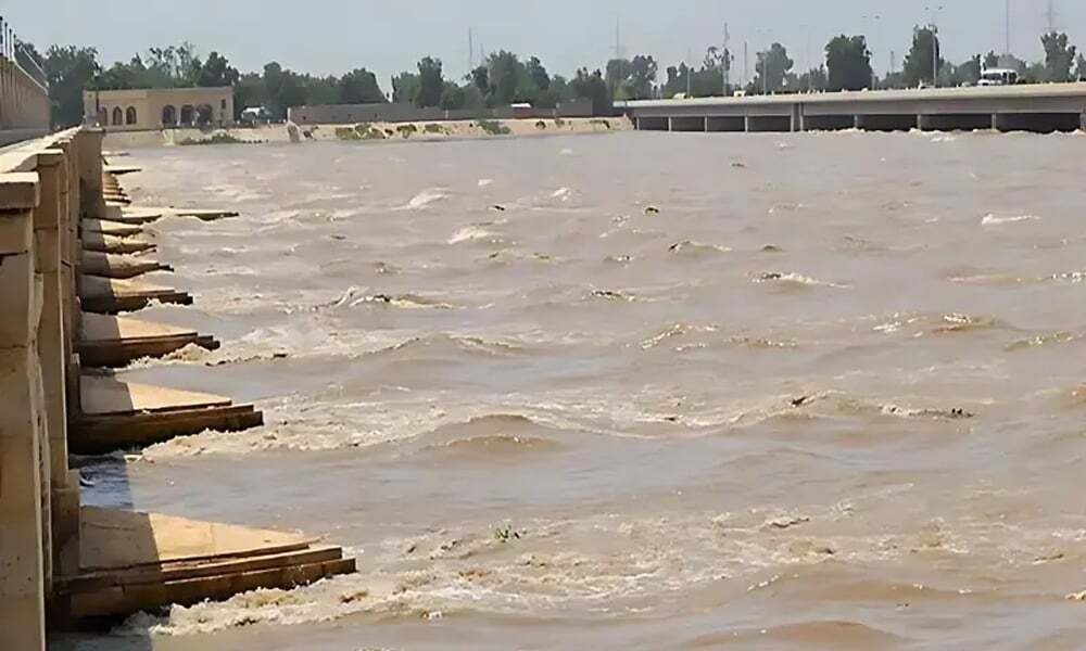 Rising Water Flow at Panjnad, High Flood Predicted at Guddu Barrage