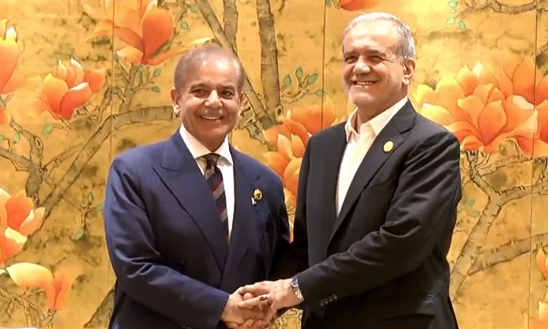 PM Shehbaz Sharif Meets Iranian President at SCO Summit in Tianjin