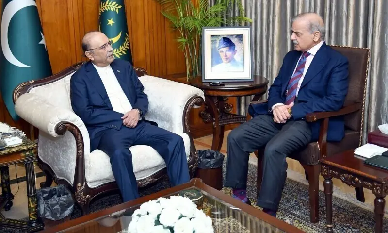 President, PM reaffirm Pakistan’s unwavering solidarity with Kashmiri people