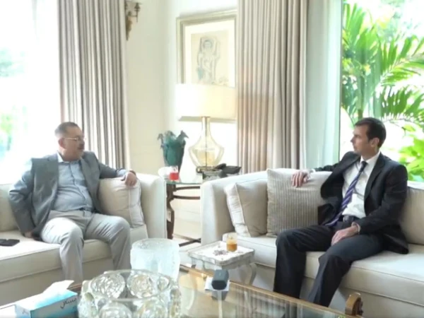 British Deputy High Commissioner Meets Sharjeel Memon, Discusses Energy Policy and International Cooperation