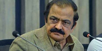 Imran Khan is not serious about political talks, major rifts emerging within PTI: Rana Sanaullah