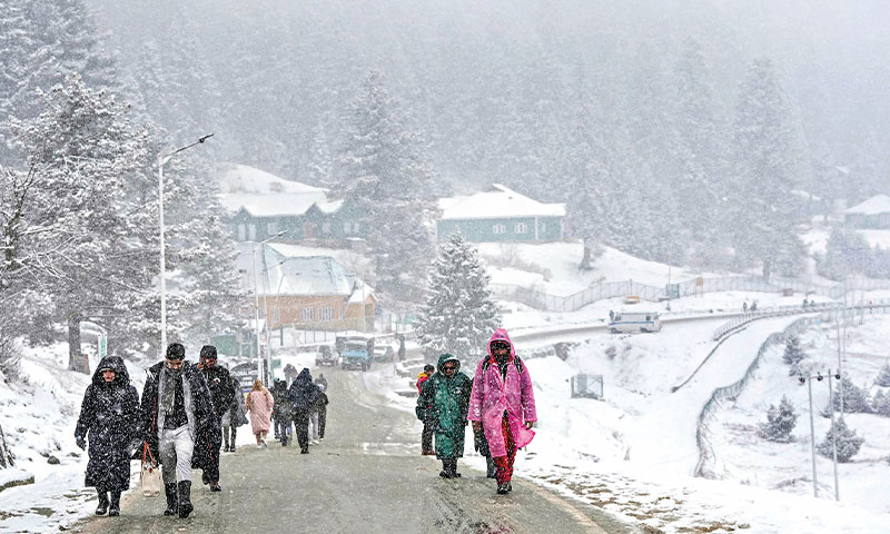 Heavy Rain and Severe Snowfall Feared in Upper Regions, Meteorological Department Issues Alert — PakAlerts.net: Sansani Nahi, Srif Khabar — Your go-to digital hub for Breaking News, Analysis, Stories from Pakistan and around the World. Stay informed, Stay connected. Heavy Rain and Severe Snowfall Feared in Upper Regions, Meteorological Department Issues Alert
