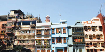 Over 300 Buildings in Walled City Declared Unsafe