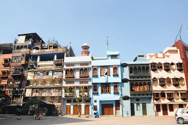 Over 300 Buildings in Walled City Declared Unsafe