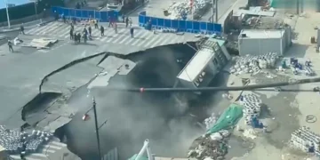Road Collapses After Sudden Ground Sinkhole in Shanghai, No Casualties Reported