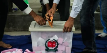 Bangladesh Holds National Referendum Alongside General Elections, 67 Percent Voters Back Reforms