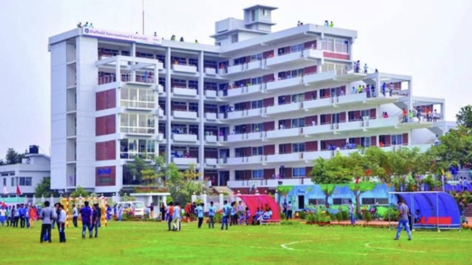 Bangladesh Announces University Closure Until Eid Due to Rising Fuel Prices