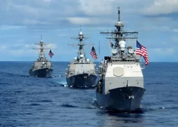 Oil Tankers Continue Transit Through Strait of Hormuz Amid US Blockade Tensions