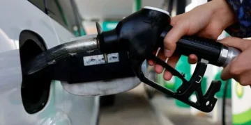 Fuel Prices Rise in Over 85 Countries After Iran Conflict, Significant Increase in Pakistan
