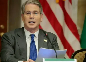 US Claims China Will Not Access Iranian Oil Amid Strait of Hormuz Blockade