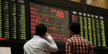Asian Markets Fall Despite Ceasefire, Mixed Trend in Pakistan Stocks