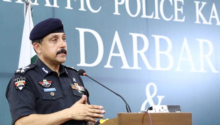 Traffic Fines Reinstated in Karachi as Authorities Crack Down on Violations