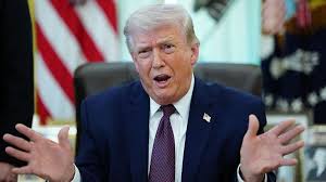 Trump Says Strong Team Sent for Islamabad Talks, Expects Strait of Hormuz to Reopen Soon