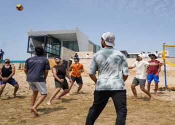 PSL Players Enjoy Leisure Time at Karachi Beach with Fun Activities — PakAlerts.net: Sansani Nahi, Srif Khabar — Your go-to digital hub for Breaking News, Analysis, Stories from Pakistan and around the World. Stay informed, Stay connected. PSL Players Enjoy Leisure Time at Karachi Beach with Fun Activities