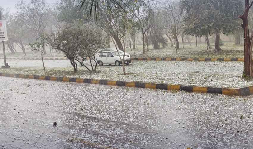 Severe Storms and Hail in Balochistan Disrupt Life, Flooding Causes Loss of Lives and Property